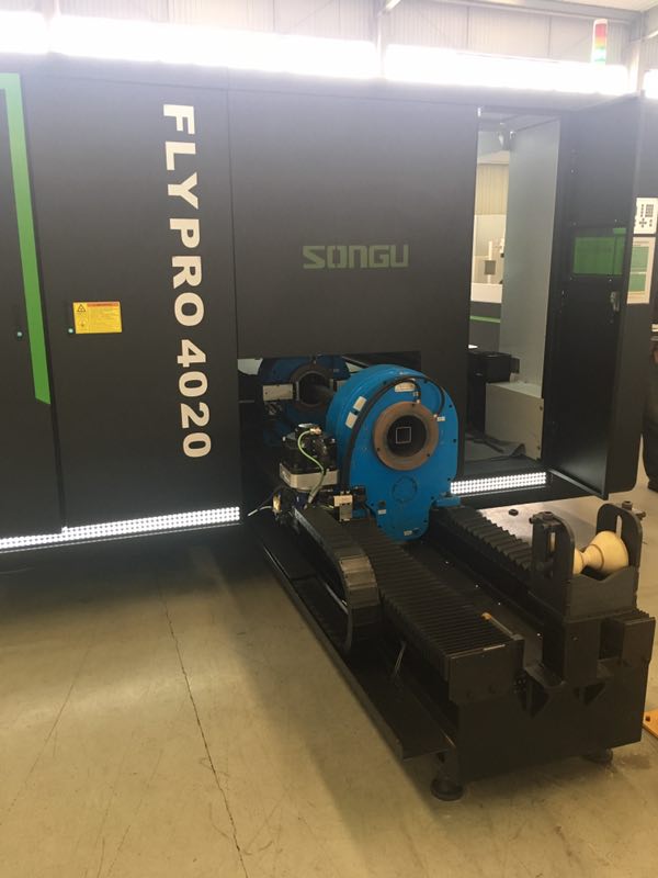 激光切管卡盤應(yīng)用現(xiàn)場(chǎng)